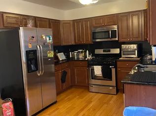 6810 N Northwest Hwy APT 2C, Chicago, IL 60631