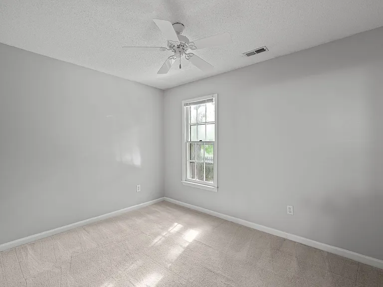 713 Cross Timbers Dr — Photo 31