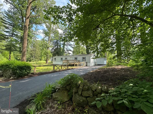 98 New Rd, Elverson, PA 19520