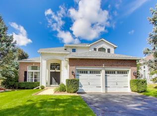 1197 Prides Run, Lake In The Hills, IL 60156