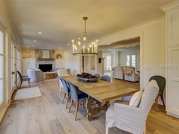 4th image of 30 Wexford Dr