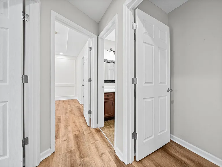 3569 Southwood Dr — Photo 19