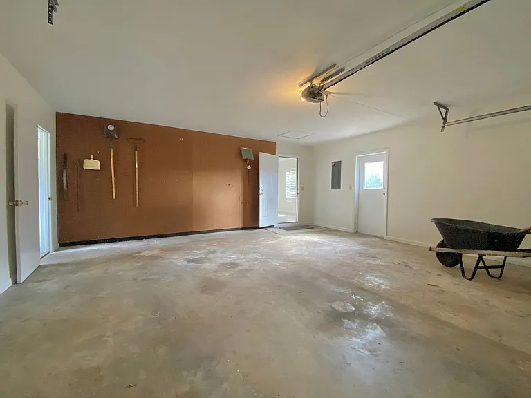 1211 Jaffa St — Photo 16