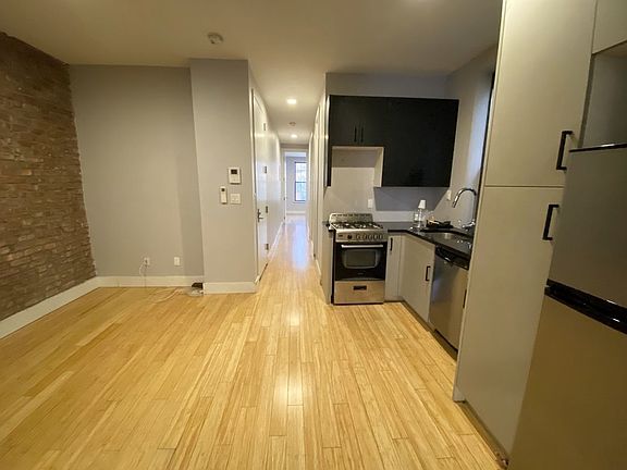 5th image of 1557 Eastern Pkwy #3