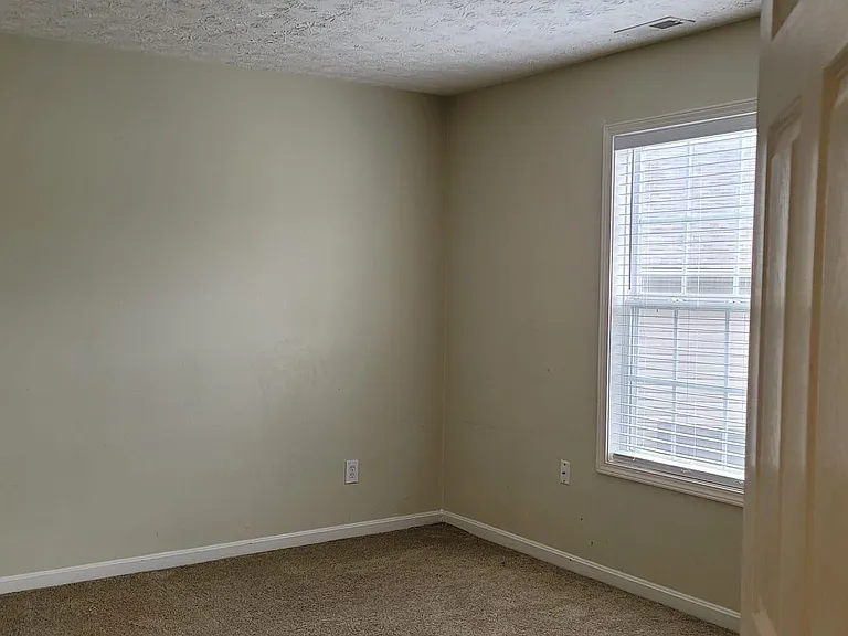 5603 Collington Ct — Photo 20