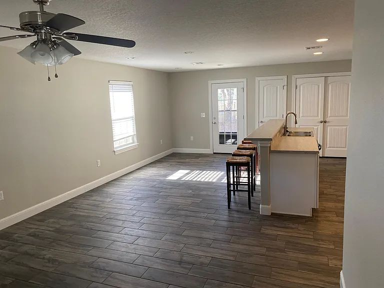 714 Prospect Ave — Photo 9
