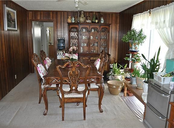 3rd image of 204 Cunningham Ln