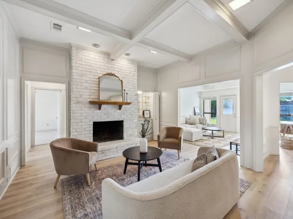 3808 Cromwell Dr, Carrollton, TX 75007