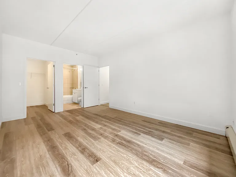 304 W 117th St #3F — Photo 7