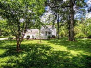 388 Meadow Dr, Alpharetta, GA 30009