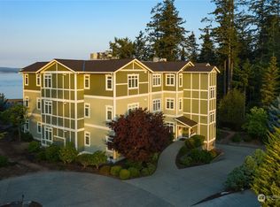 2306 Sundown Ct APT 302, Anacortes, WA