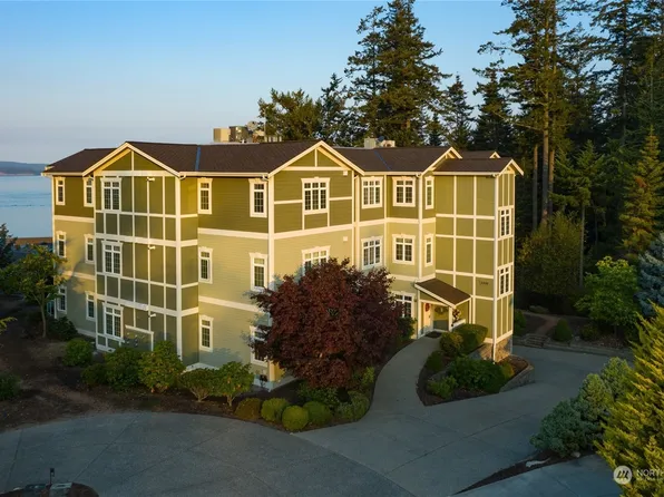 2306 Sundown Court #302, Anacortes, WA 98221