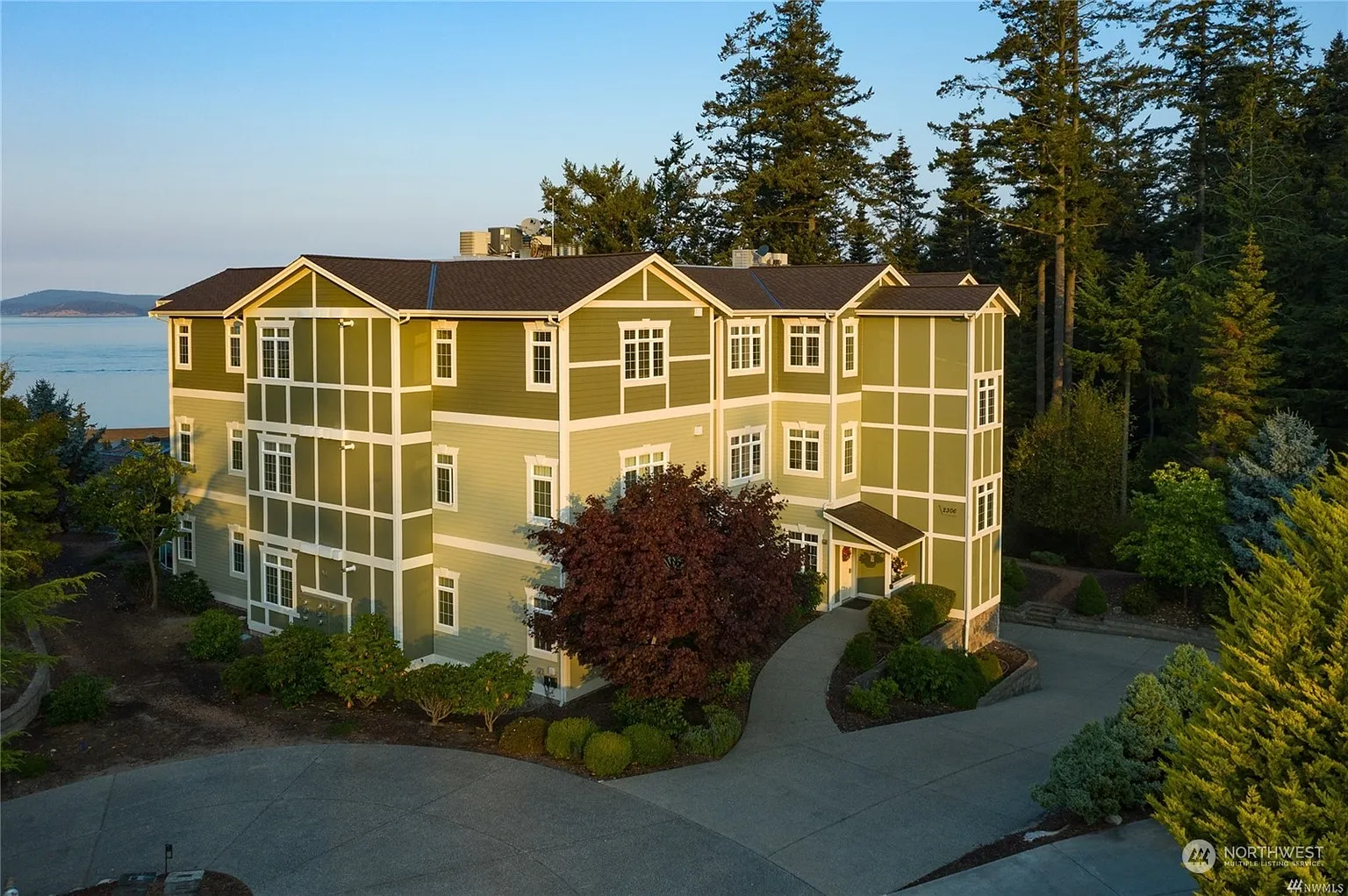 2306 Sundown Court #302 photo 1
