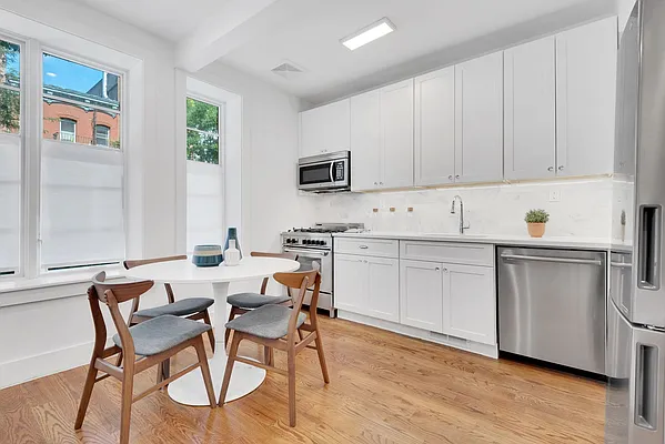 Sold by Compass | media 1