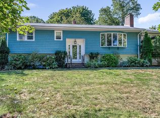 398 Andover St, Wilmington, MA 01887