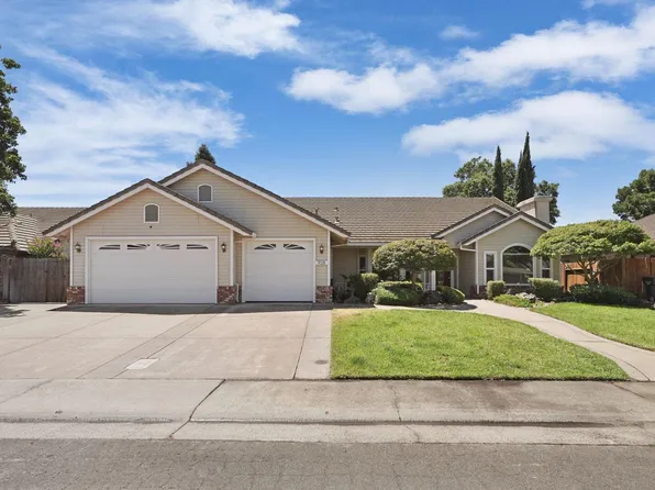 928 Chisholm Trl, Galt, CA 95632