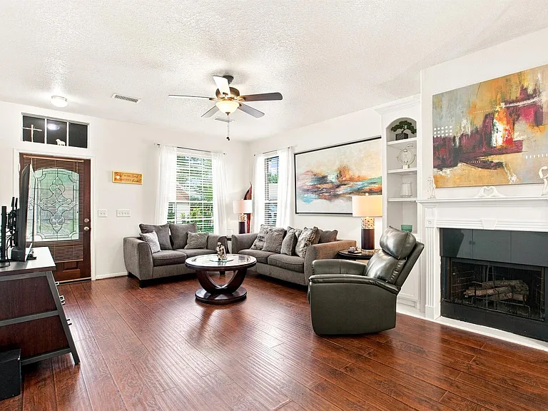 2910 Greenvalley Trail Dr — Photo 5