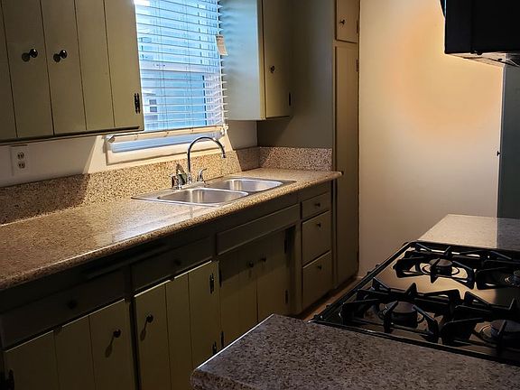 4th image of 3718 W Chandler Blvd #B