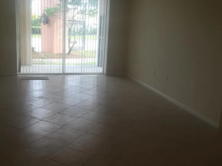 7912 Sonoma Springs Cir #107 — Photo 16