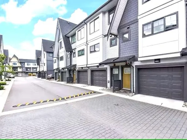 19451 Sutton Ave #82, Pitt Meadows, BC V3Y 0G6