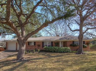 1805 Saxony Rd, Fort Worth, TX 76116