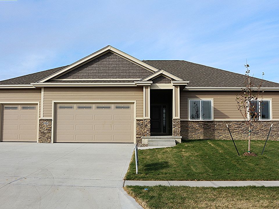 1st image of 504 Lost Lake Dr