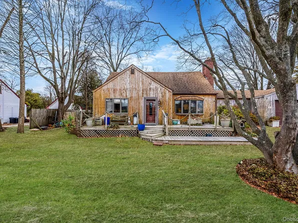 1432 Gardiner Drive, Bay Shore, NY 11706