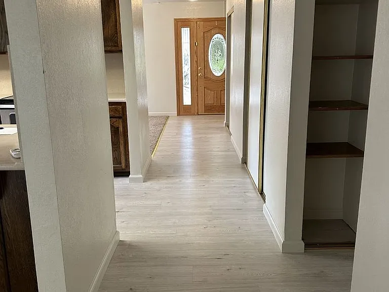 3200 Niagara Way — Photo 4