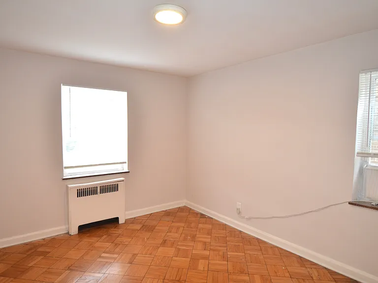7260 Reading Rd #1 — Photo 10
