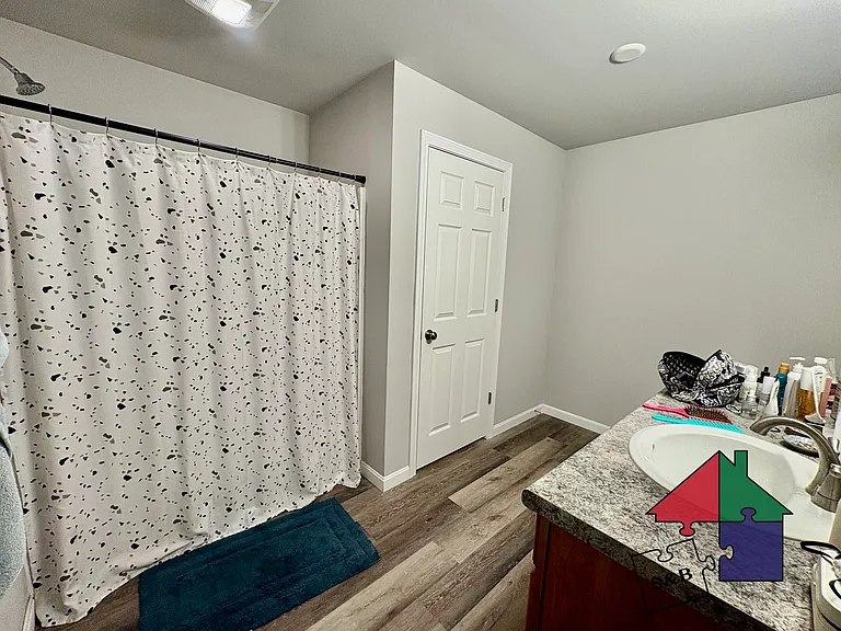57 Green St #106 — Photo 23