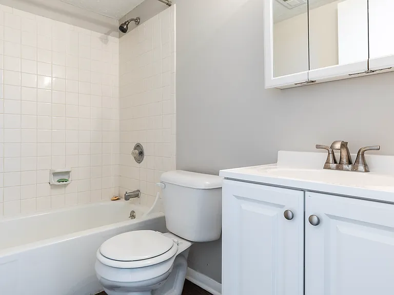 605 Hanna Ave — Photo 3