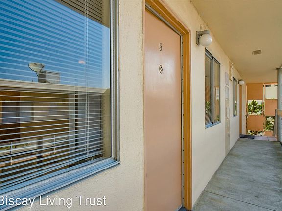 2nd image of 416 Warren Dr #41405