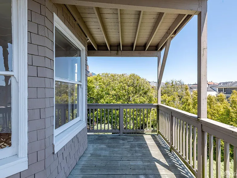 3877 Jackson St — Photo 35