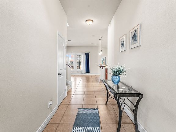 4th image of 15329 Cartagena Ct