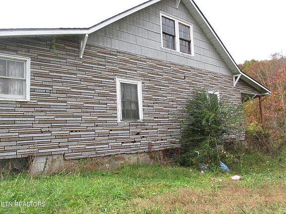 2nd image of 5194 Jones Cove Rd