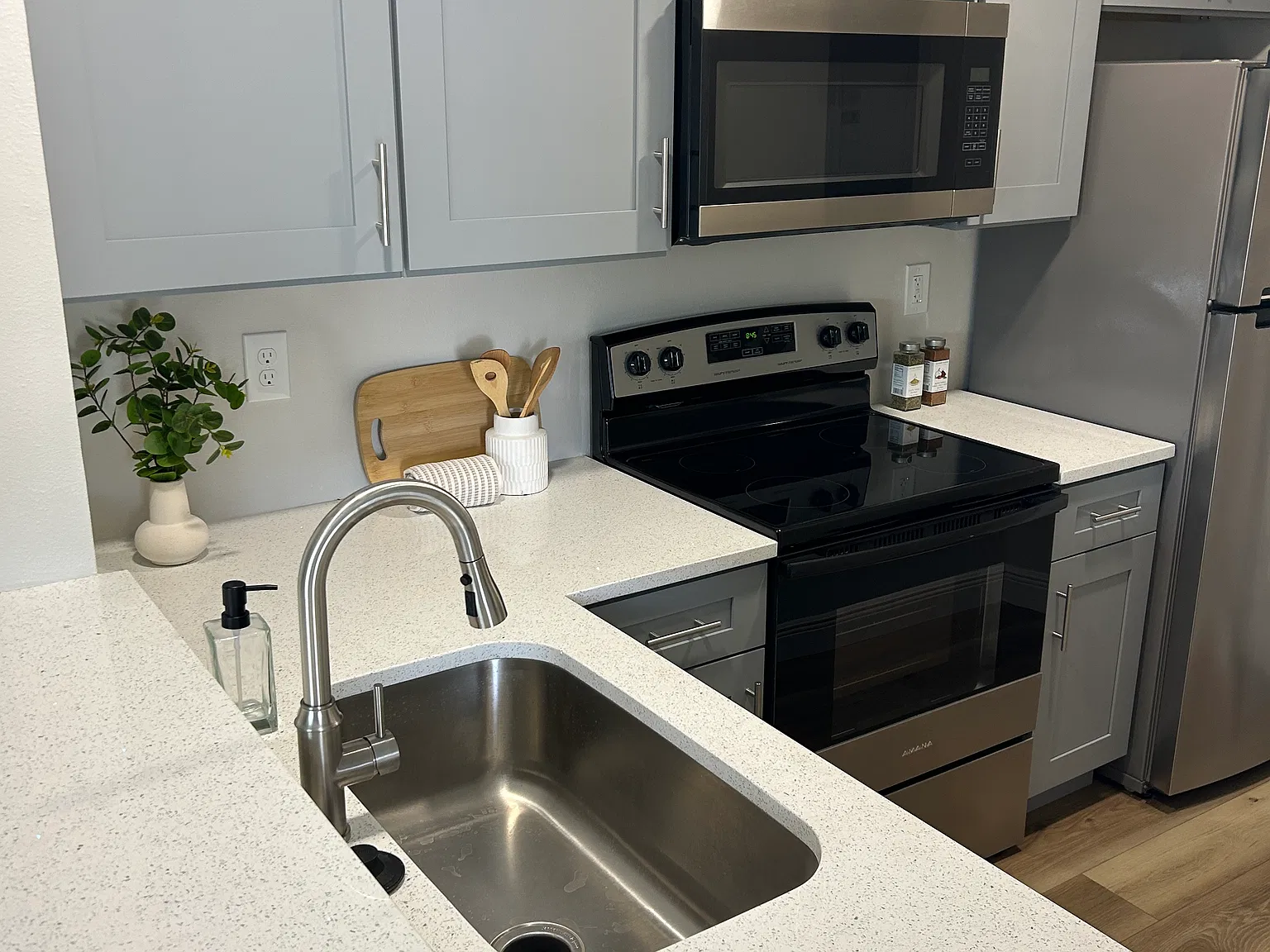 1 bed, 682 sqft, $1,550 — Photo 4