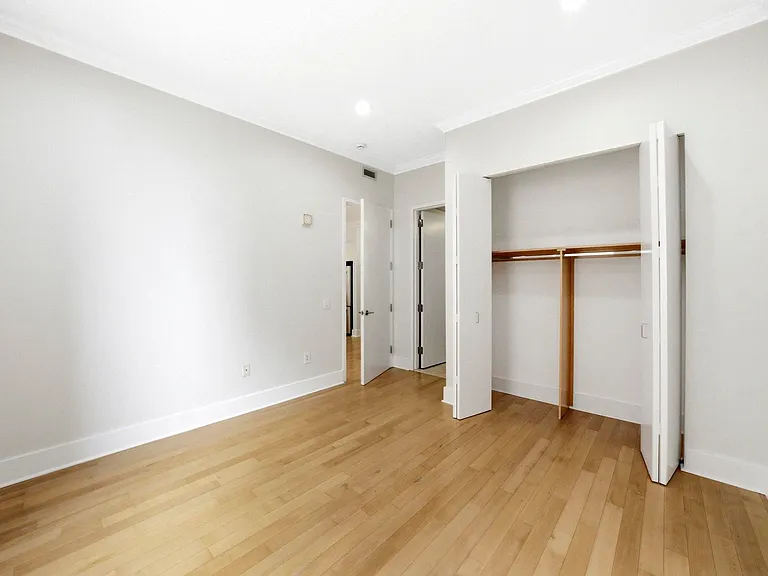 4 Beacon Way #1404 — Photo 8