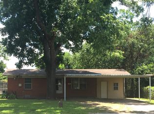 1212 E 15th St, Irving, TX 75060