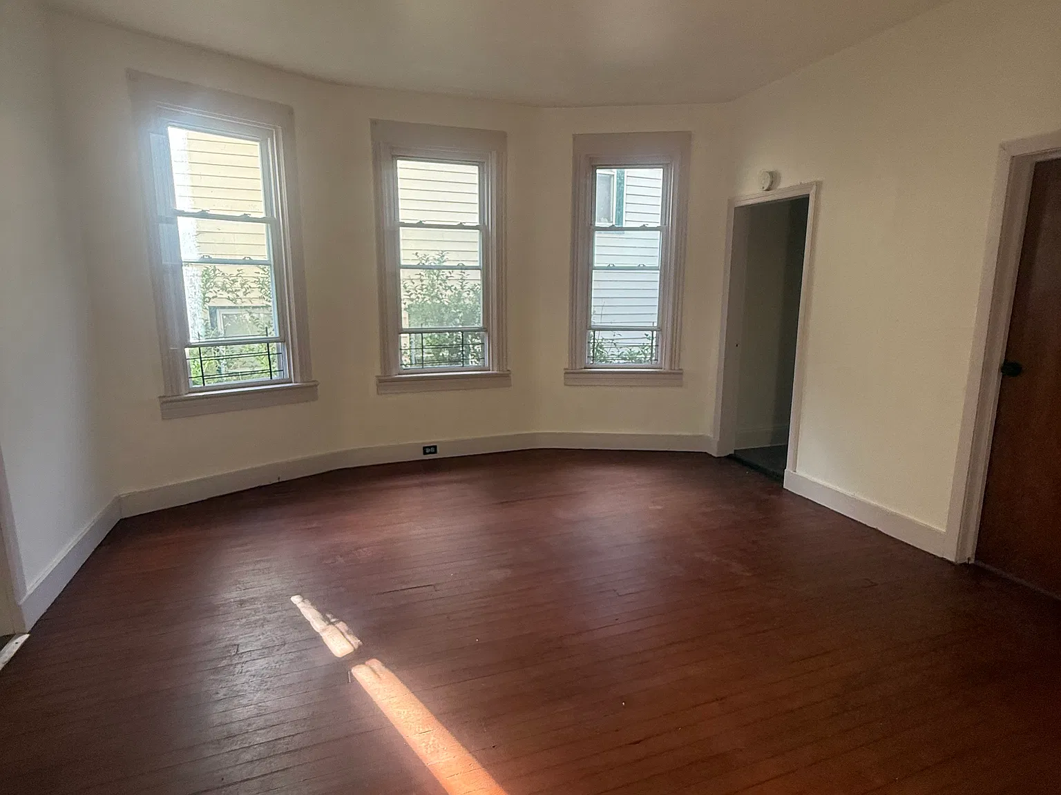 118 Winter Ave — Photo 4