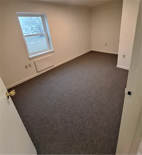 Charlotte Place Apartments — Photo 31