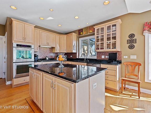 5th image of 1615 Bull Valley Dr