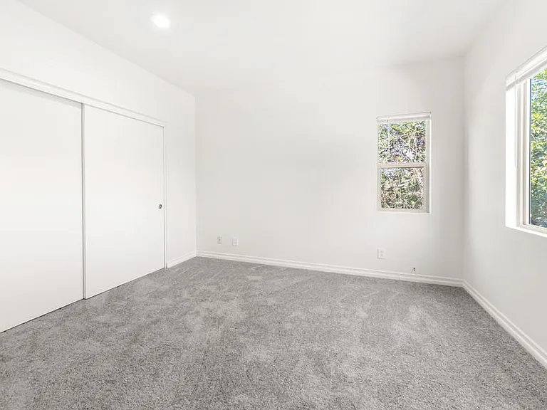 693 Cypress Ave — Photo 22