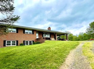 4175 Jackson Glen Dr, The Plains, VA 20198