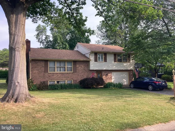 38 Oak Ln, Stevens, PA 17578