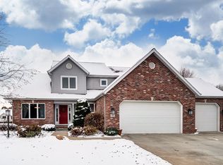 123 S Hunters Rdg, Warsaw, IN 46582