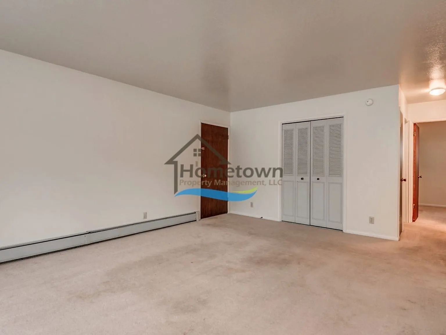 Stowe Court Apartments — Photo 4