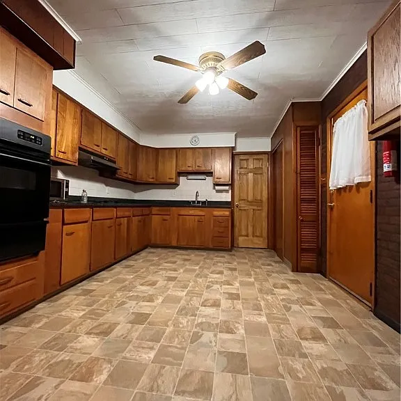 5124 Carnegie St — Photo 9
