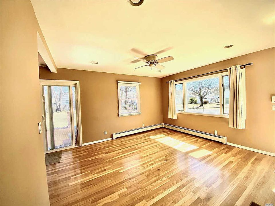 1st image of 35 Schenk Dr #35