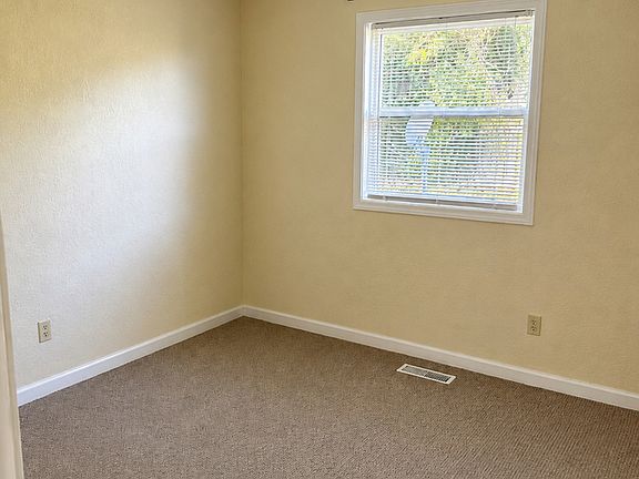 5th image of 701 Horine Rd APT A