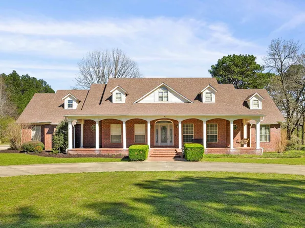 33 Plantation Acres Dr, Little Rock, AR 72210